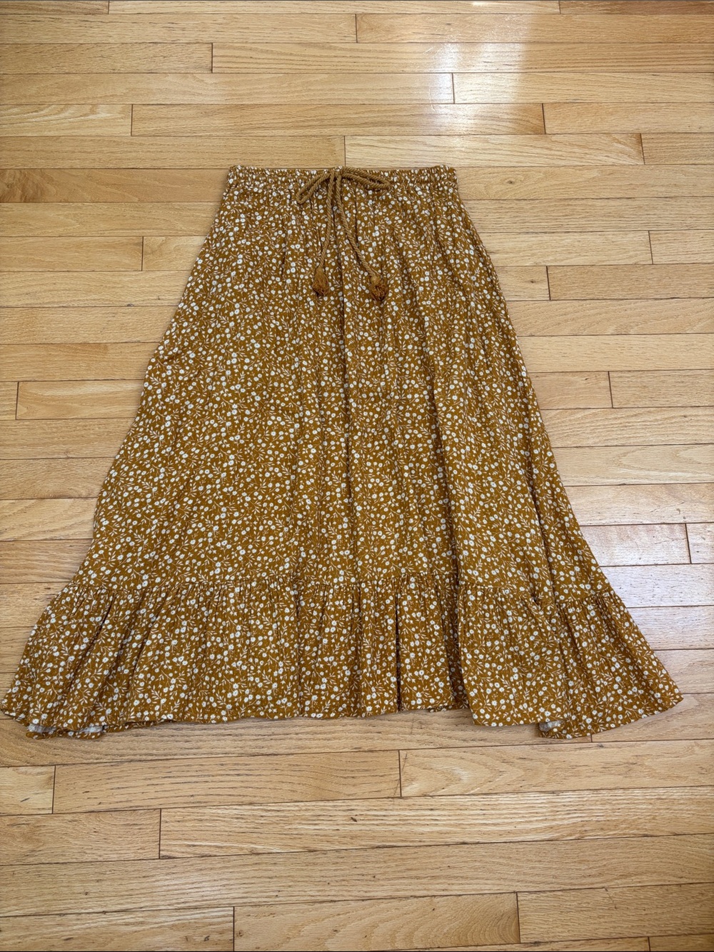 Rylee & Cru skirt size small